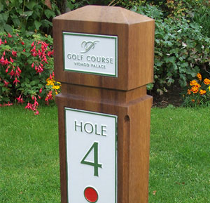 Pro Game Golf Signs